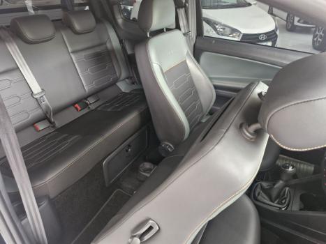 VOLKSWAGEN Saveiro 1.6 16V FLEX MSI EXTREME CABINE DUPLA, Foto 8