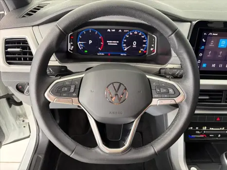 VOLKSWAGEN T-Cross 1.0 4P 200 TSI FLEX COMFORTLINE AUTOM�TICO, Foto 10