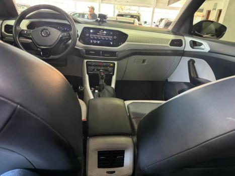 VOLKSWAGEN T-Cross 1.4 4P 250 TSI FLEX HIGHLINE AUTOM�TICO, Foto 6