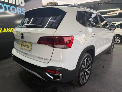 VOLKSWAGEN Taos 1.4 16V 4P FLEX 250 TSI HIGHLINE AUTOM�TICO, Foto 6