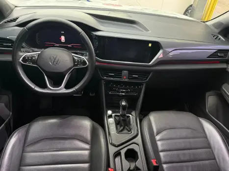VOLKSWAGEN Taos 1.4 16V 4P FLEX 250 TSI HIGHLINE AUTOM�TICO, Foto 15
