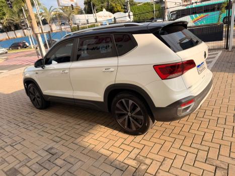 VOLKSWAGEN Taos 1.4 16V 4P FLEX 250 TSI HIGHLINE AUTOMÁTICO, Foto 4