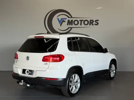 VOLKSWAGEN Tiguan 1.4 16V 4P TSI TURBO DSG AUTOM�TICO, Foto 22