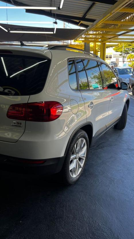 VOLKSWAGEN Tiguan 1.4 16V 4P TSI TURBO DSG AUTOM�TICO, Foto 4