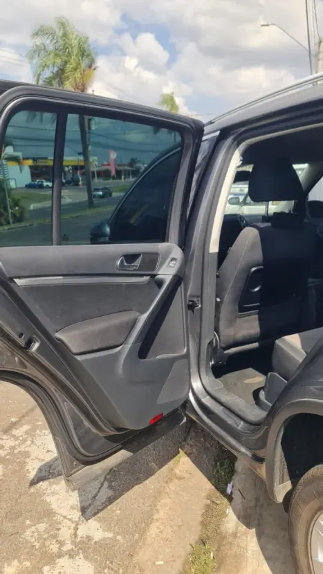 VOLKSWAGEN Tiguan 2.0 16V 4P TSI 350 TURBO R-LINE 4MOTION DSG AUTOM�TICO, Foto 9