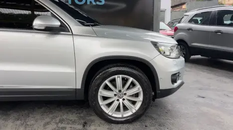 VOLKSWAGEN Tiguan 2.0 16V 4P TSI 4WD TURBO AUTOMÁTICO, Foto 4