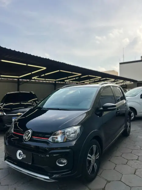 VOLKSWAGEN UP 1.0 4P FLEX 170 TSI XTREME, Foto 5