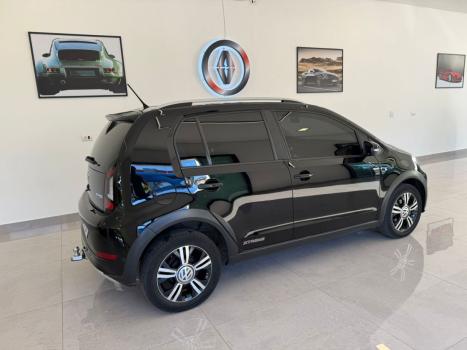VOLKSWAGEN UP 1.0 4P FLEX 170 TSI XTREME, Foto 4