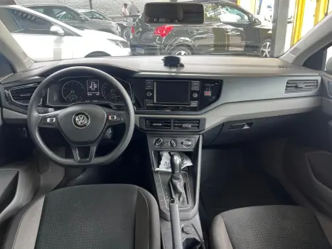 VOLKSWAGEN Virtus 1.0 4P 200 TSI FLEX COMFORTLINE AUTOM�TICO, Foto 12