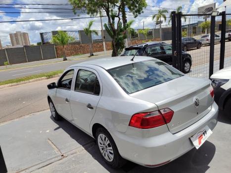 VOLKSWAGEN Voyage 1.6 4P FLEX, Foto 4