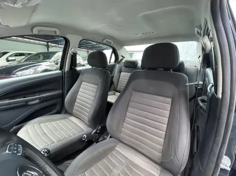 VOLKSWAGEN Voyage 1.6 4P FLEX HIGHLINE, Foto 8