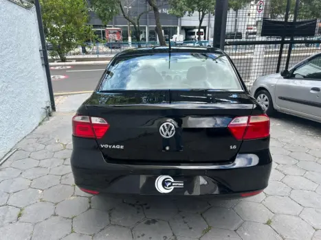 VOLKSWAGEN Voyage 1.6 4P FLEX HIGHLINE, Foto 12