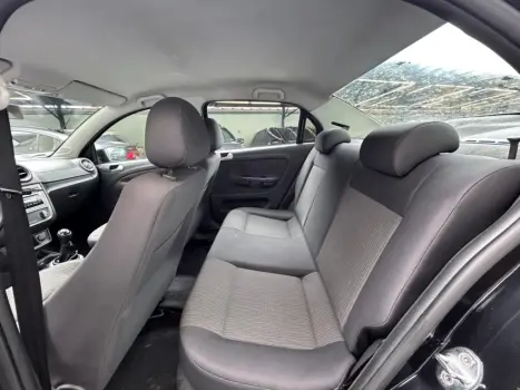 VOLKSWAGEN Voyage 1.0 4P FLEX, Foto 12