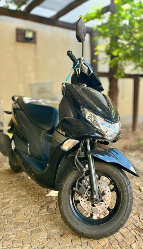 YAMAHA Fluo 125 ABS, Foto 5