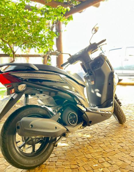 YAMAHA Fluo 125 ABS, Foto 6
