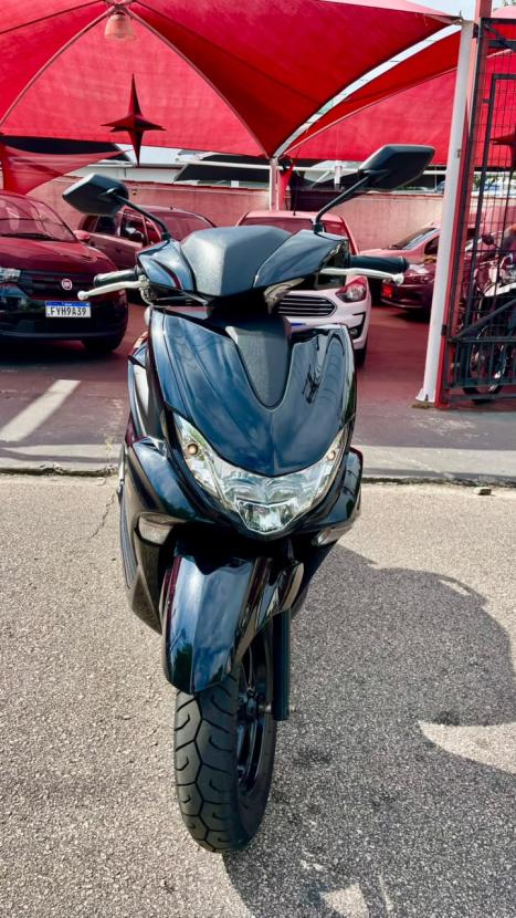 YAMAHA Fluo 125 ABS, Foto 2
