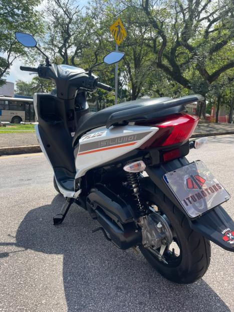 YAMAHA Fluo 125 ABS, Foto 6