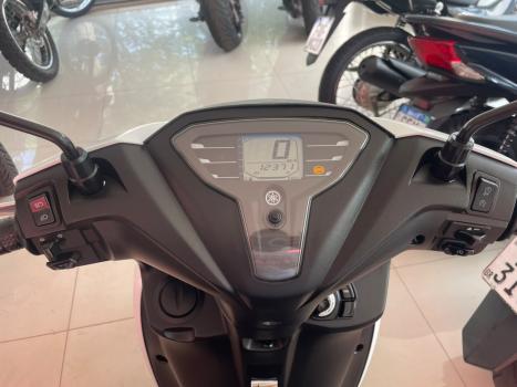 YAMAHA Fluo 125 ABS, Foto 8