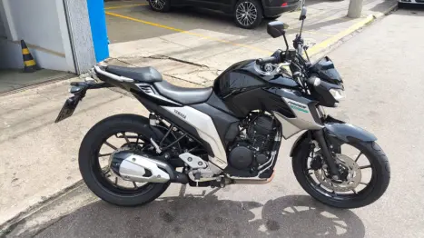 YAMAHA FZ 25 250 Fazer Flex , Foto 2