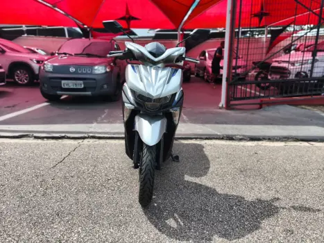 YAMAHA Neo UBS 125 , Foto 1