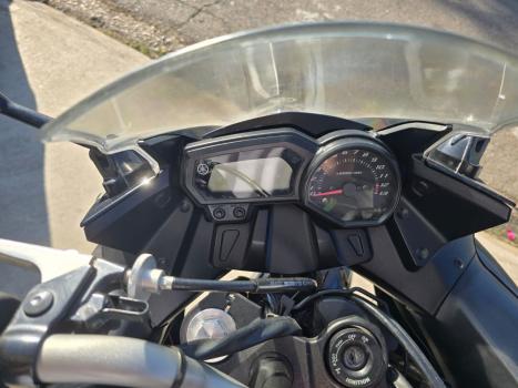 YAMAHA XJ6 600 F, Foto 5