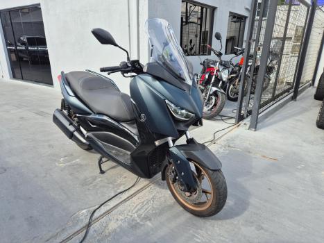 YAMAHA XMax 250 , Foto 2