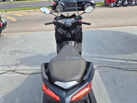 YAMAHA XMax 250 , Foto 4