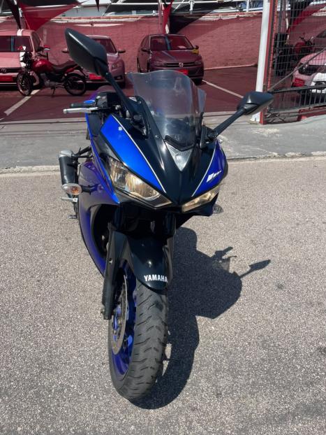 YAMAHA YZF R3 300 ABS, Foto 3