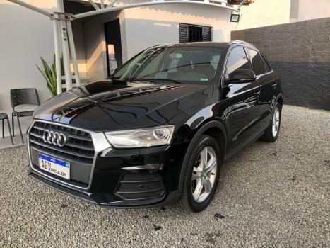 AUDI Q3 1.4 4P TFSI FLEX PRESTIGE S-TRONIC AUTOMTICO, Foto 3