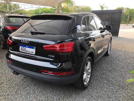 AUDI Q3 1.4 4P TFSI FLEX PRESTIGE S-TRONIC AUTOMTICO, Foto 4