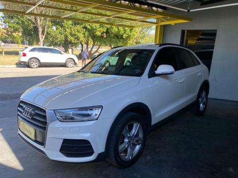 AUDI Q3 1.4 4P TFSI AMBIENTE S-TRONIC AUTOMTICO, Foto 2