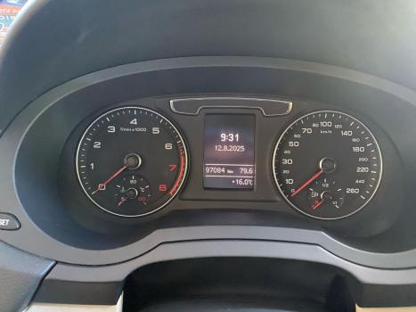 AUDI Q3 1.4 4P TFSI AMBIENTE S-TRONIC AUTOMTICO, Foto 8