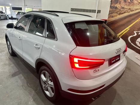 AUDI Q3 1.4 4P TFSI AMBIENTE S-TRONIC AUTOMTICO, Foto 8