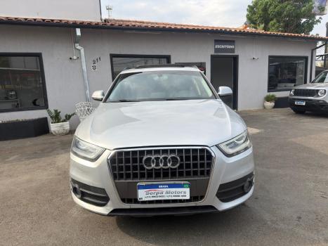 AUDI Q3 2.0 4P TFSI AMBITION QUATTRO S-TRONIC AUTOMTICO, Foto 2