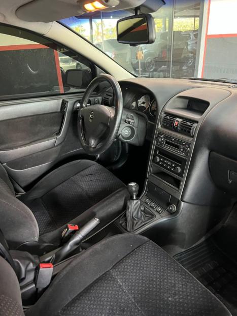 CHEVROLET Astra Hatch 2.0 4P ADVANTAGE  FLEX, Foto 2