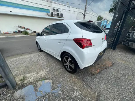 CHEVROLET Onix Hatch 1.4 4P FLEX LTZ, Foto 4