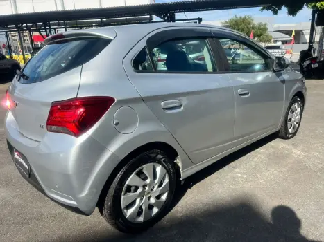 CHEVROLET Onix Hatch 1.4 4P FLEX LT AUTOMTICO, Foto 8