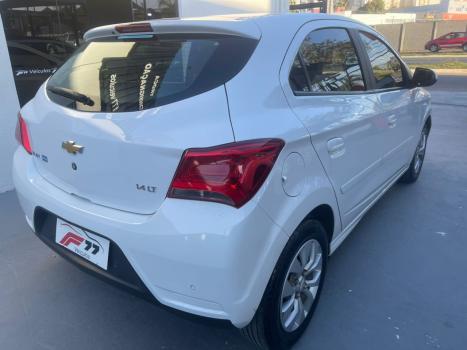 CHEVROLET Onix Hatch 1.4 4P FLEX LT, Foto 3