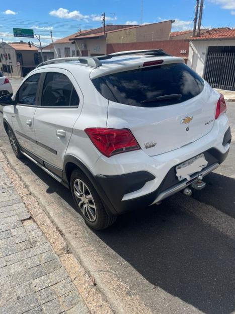 CHEVROLET Onix Hatch , Foto 2