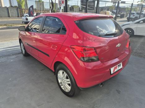 CHEVROLET Onix Hatch 1.4 4P FLEX LT, Foto 3
