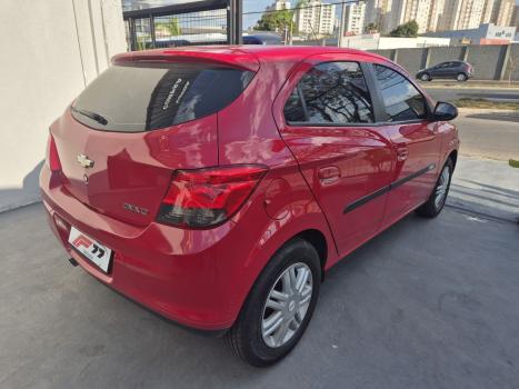 CHEVROLET Onix Hatch 1.4 4P FLEX LT, Foto 4