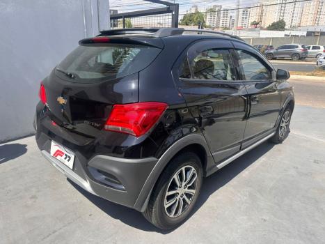 CHEVROLET Onix Hatch 1.4 4P FLEX ACTIV AUTOMTICO, Foto 3
