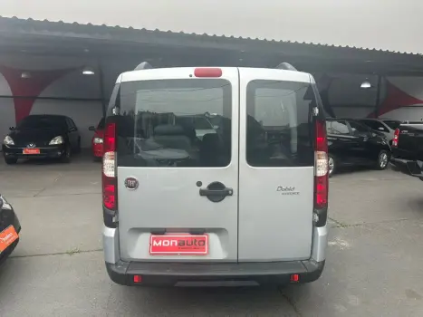 FIAT Doblo 1.8 16V 4P FLEX ESSENCE 7 LUGARES, Foto 5