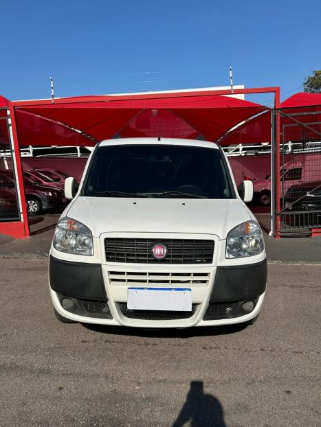 FIAT Doblo 1.8 16V 4P FLEX ESSENCE 7 LUGARES, Foto 1