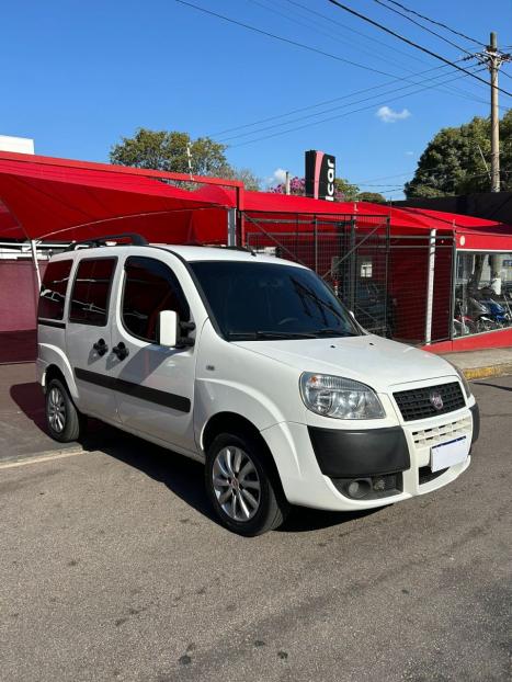 FIAT Doblo 1.8 16V 4P FLEX ESSENCE 7 LUGARES, Foto 5