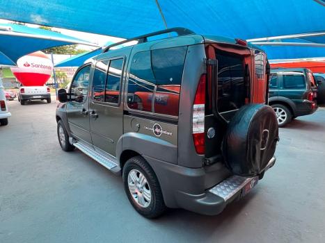 FIAT Doblo 1.8 4P FLEX ADVENTURE 6 LUGARES, Foto 3