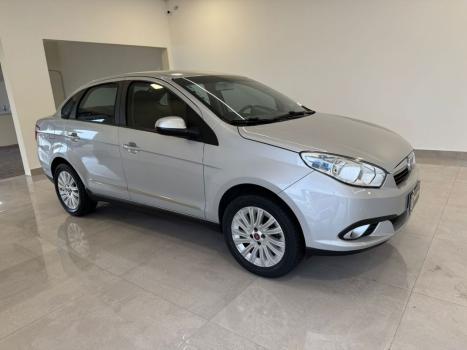 FIAT Grand Siena 1.6 16V 4P ESSENCE FLEX, Foto 2