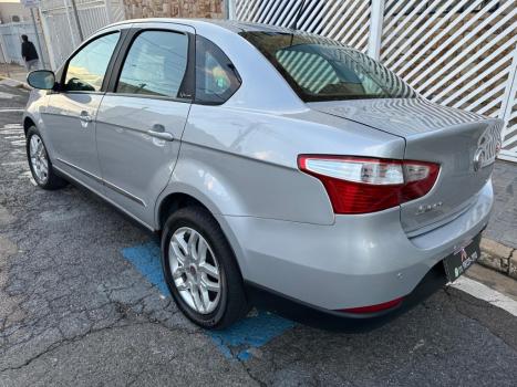 FIAT Grand Siena 1.6 16V 4P FLEX ESSENCE DUALOGIC AUTOMATIZADO, Foto 6