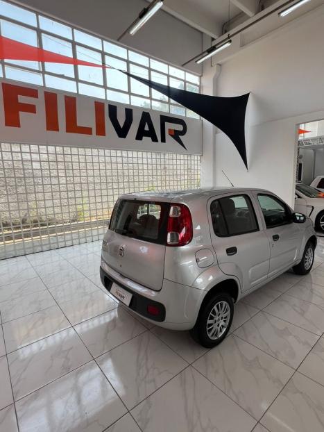 FIAT Uno 1.0 4P FLEX EVO VIVACE CELEBRATION, Foto 4