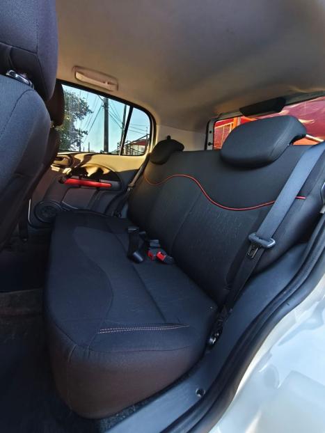 FIAT Uno 1.4 4P FLEX SPORTING, Foto 12